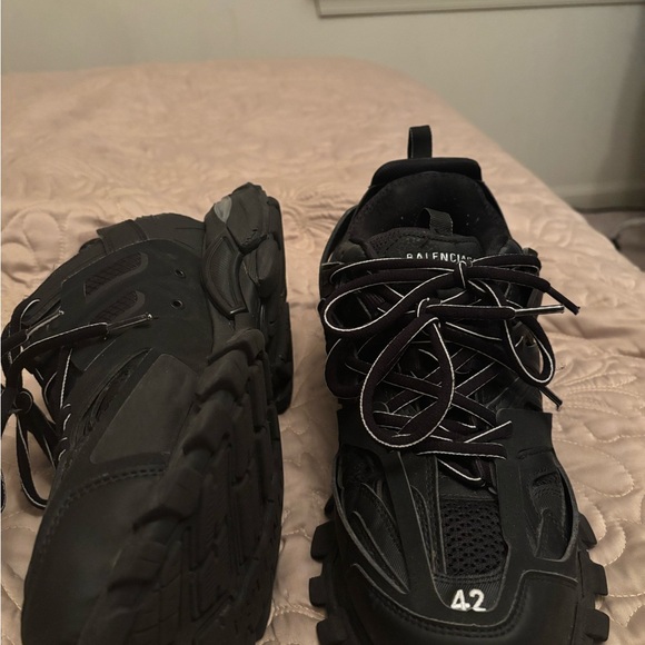 Balenciaga Track Runner LED - Picture 2 of 4